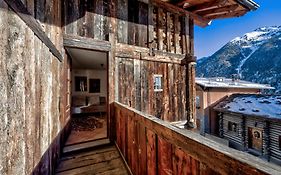 Maison Chasseur Alpine Design Lodge